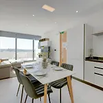 Superlative Penthouse With Valletta And Harbour Views Lägenhet *