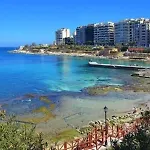 Superlative Penthouse With Valletta And Harbour Views Lägenhet Sliema