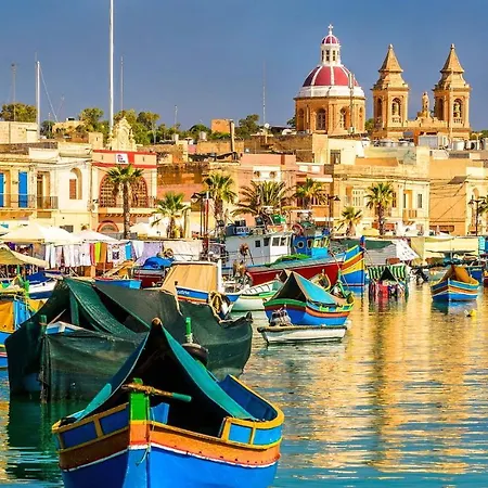Superlative Penthouse With Valletta And Harbour Views Σλιέμα