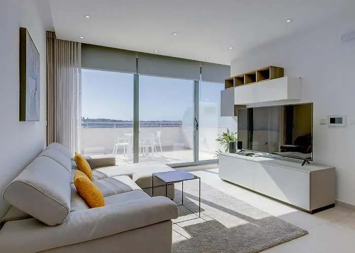 Appartamento Superlative Penthouse With Valletta And Harbour Views Sliema