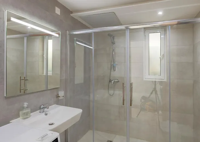 Superlative Penthouse With Valletta And Harbour Views *