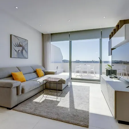Superlative Penthouse With Valletta And Harbour Views 아파트 *