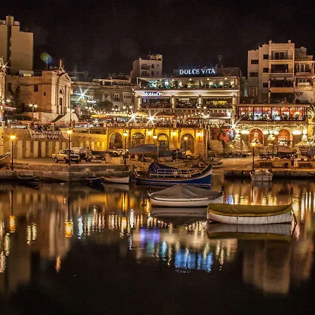 Appartamento Superlative Penthouse With Valletta And Harbour Views Sliema